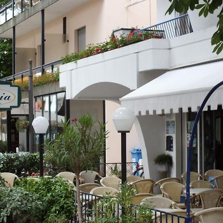 Hotel Adria 米萨诺阿德里亚蒂科 外观 照片