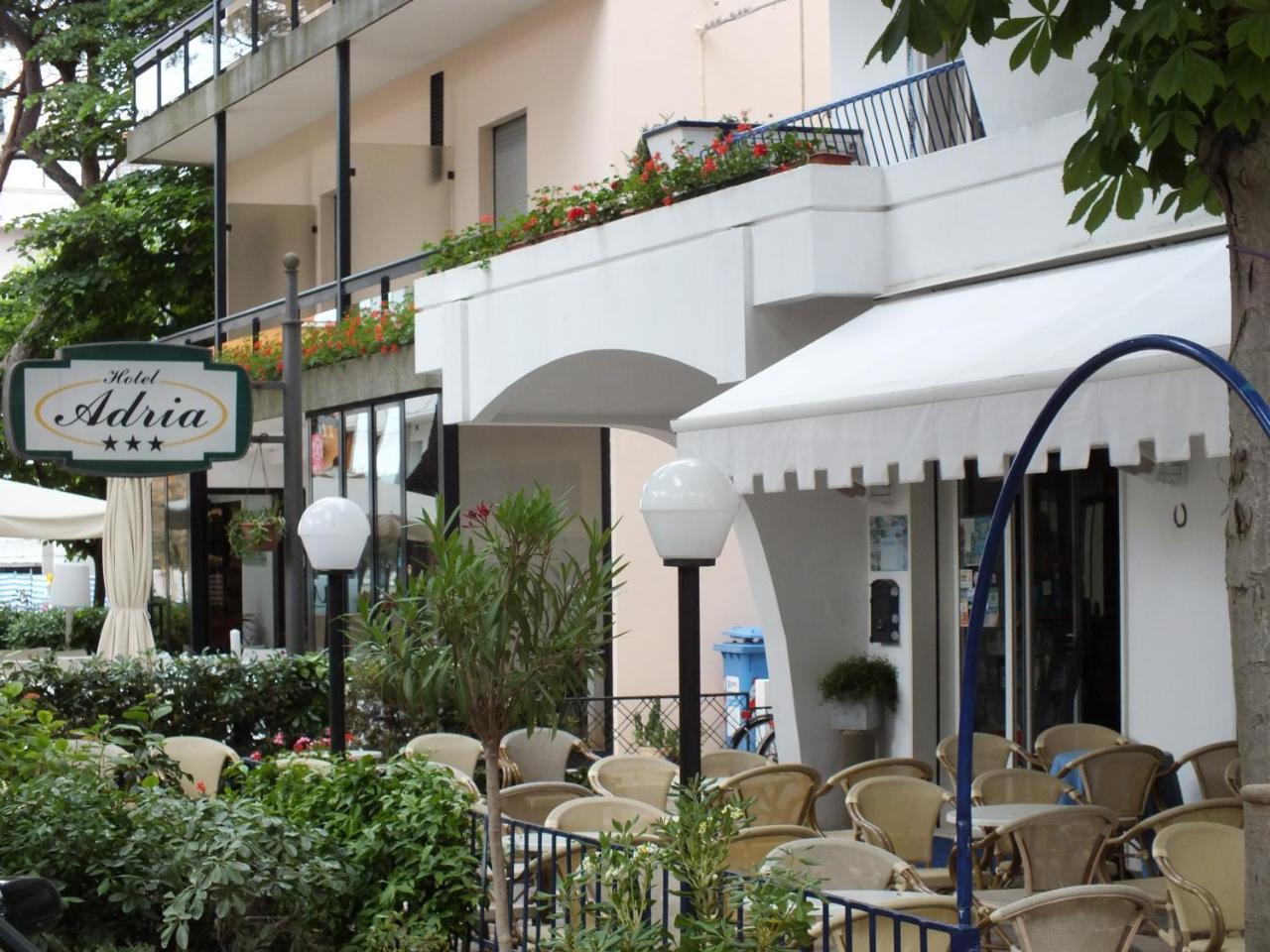 Hotel Adria 米萨诺阿德里亚蒂科 外观 照片